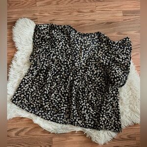 Shein Flutter Sleeve Blouse NWOT XL